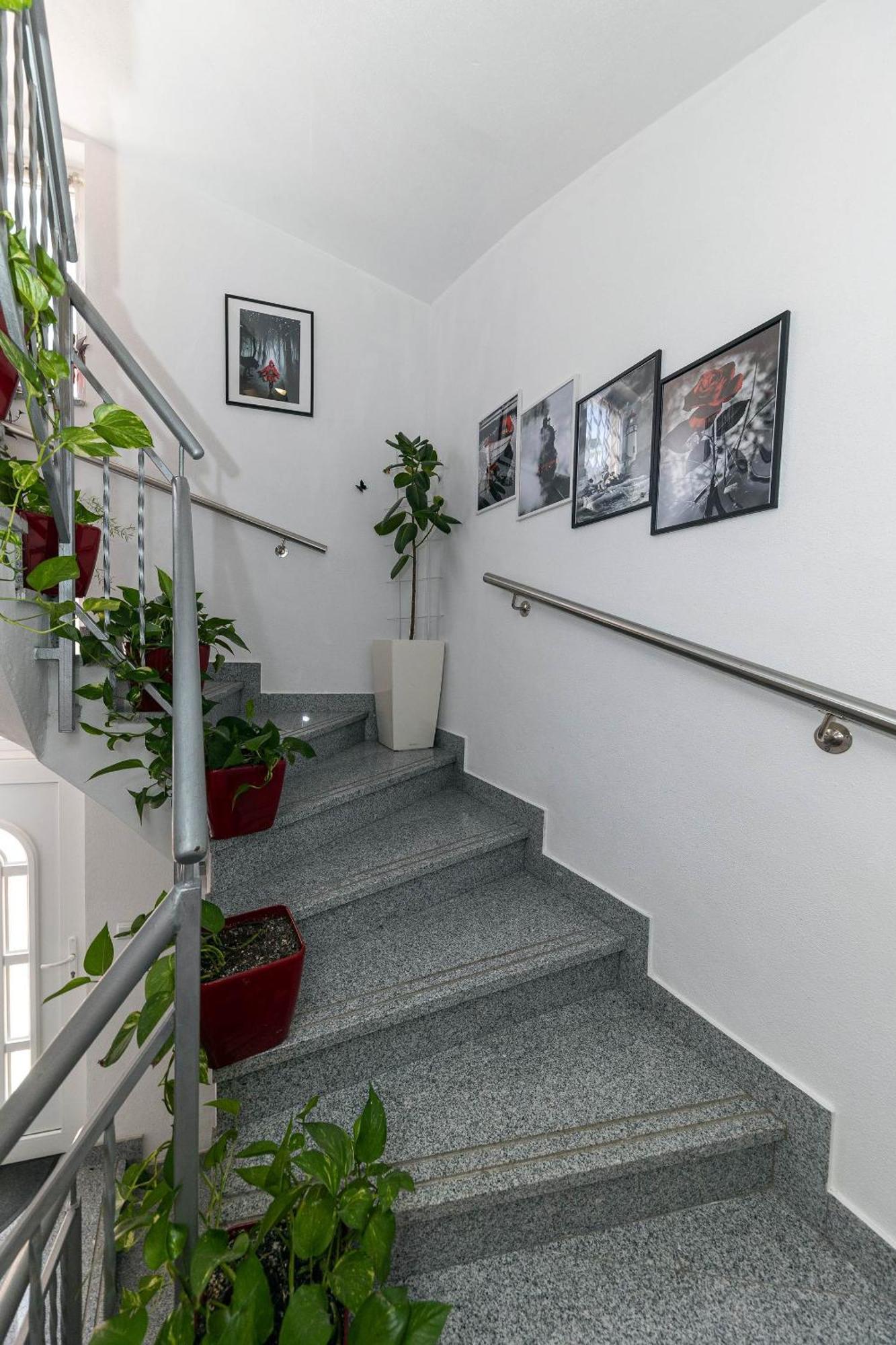 Apartment Erik تْسْغيكفانِتْسا المظهر الخارجي الصورة